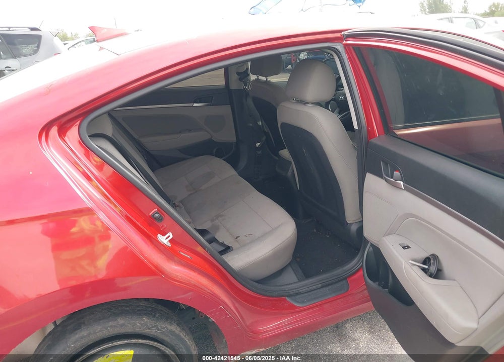 2019 HYUNDAI ELANTRA VIN: 5NPD84LF0KH431672