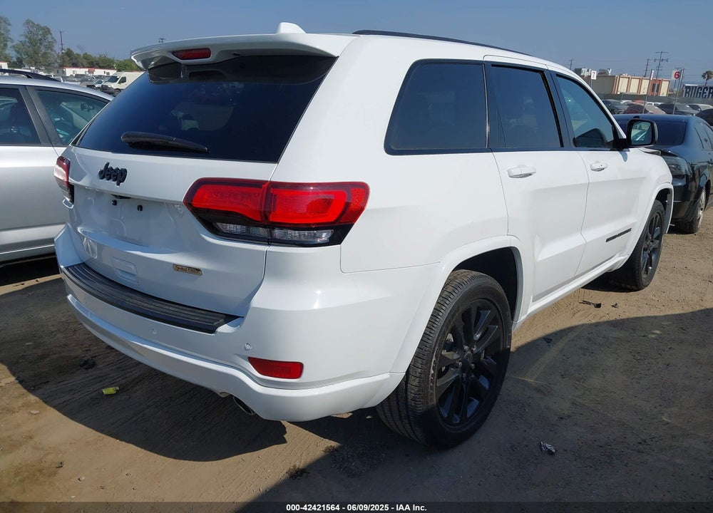 2019 JEEP GRAND CHEROKEE ALTITUDE 4X2 VIN: 1C4RJEAG4KC805594