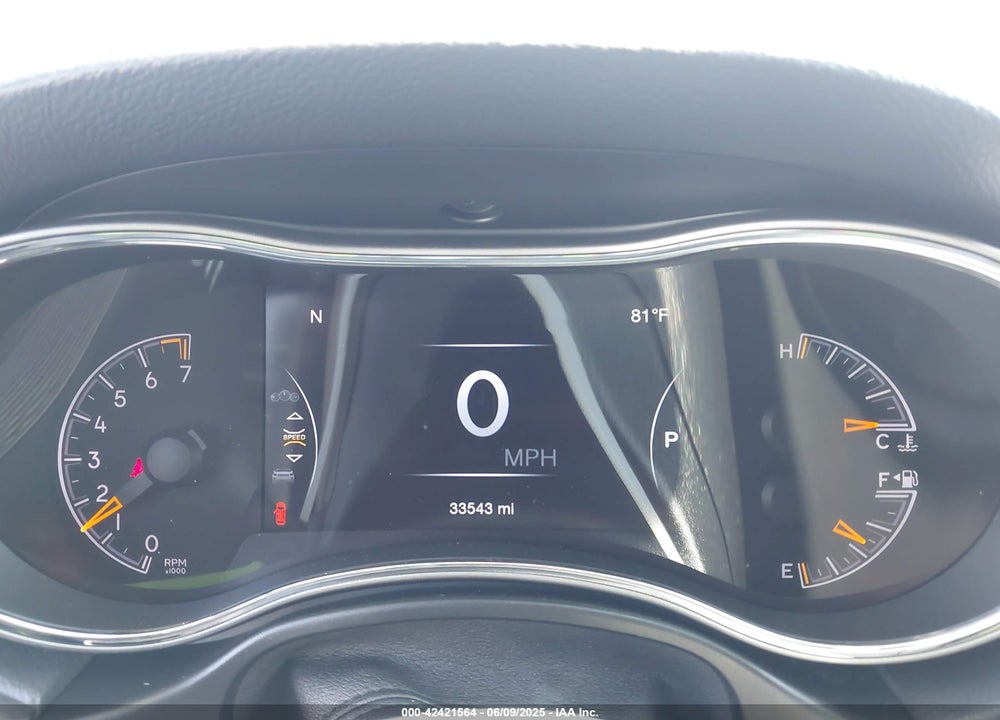 2019 JEEP GRAND CHEROKEE ALTITUDE 4X2 VIN: 1C4RJEAG4KC805594