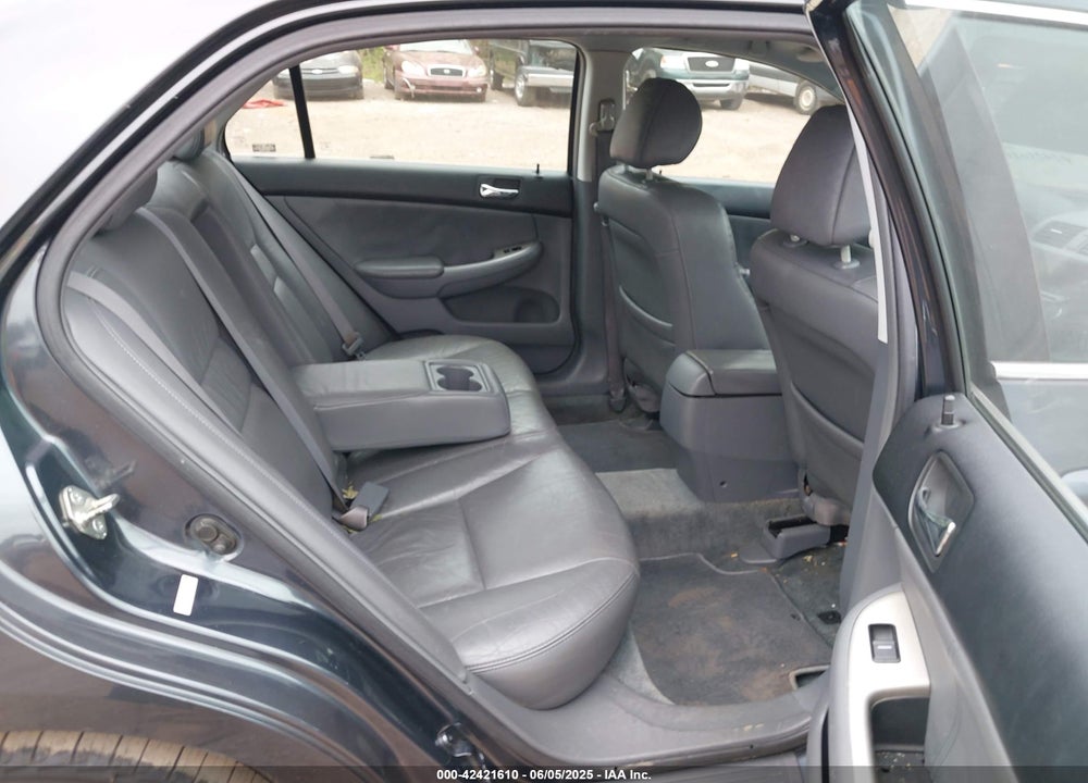 2004 HONDA ACCORD 3.0 EX VIN: 1HGCM66594A013032