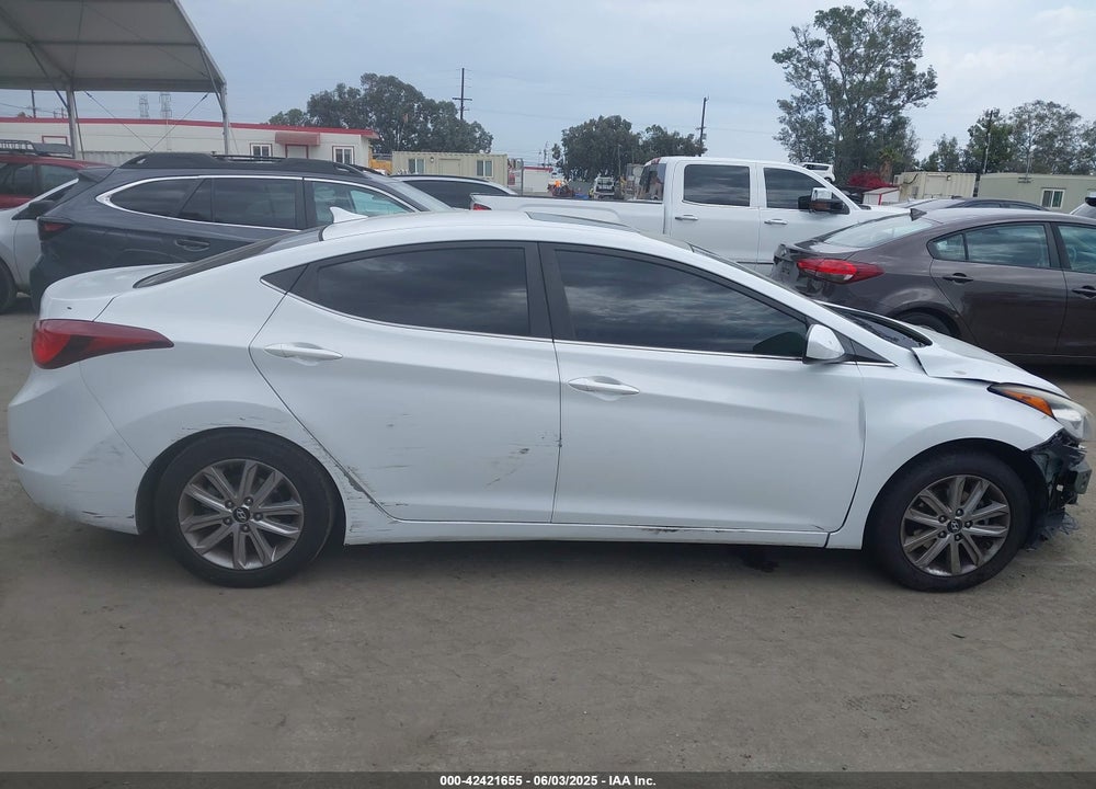 2015 HYUNDAI ELANTRA VIN: 5NPDH4AE5FH554030