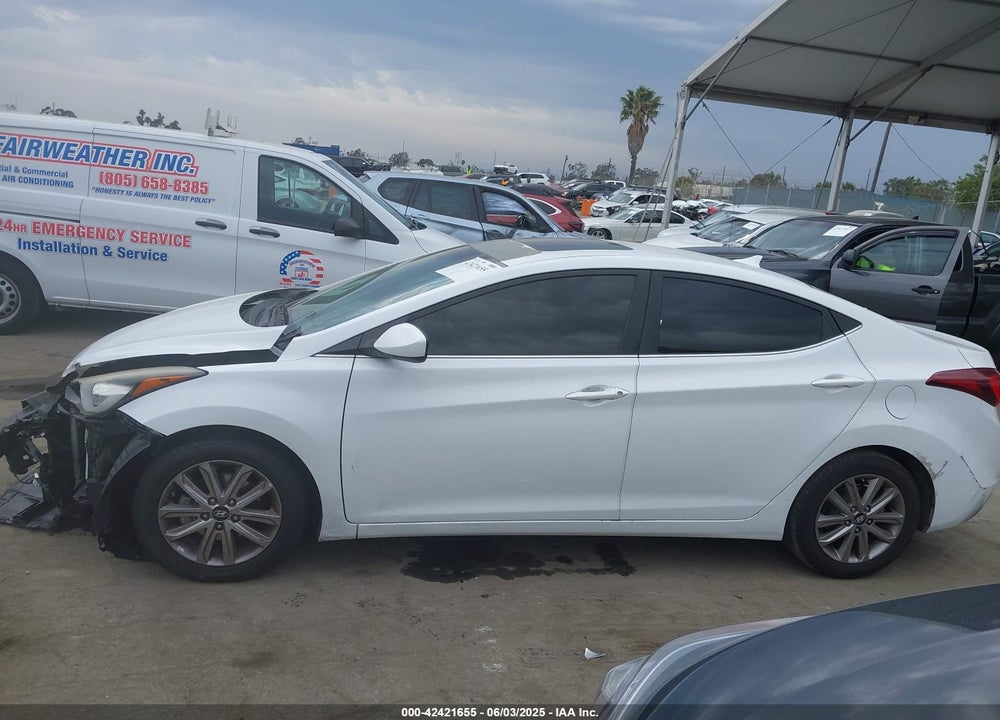 2015 HYUNDAI ELANTRA VIN: 5NPDH4AE5FH554030