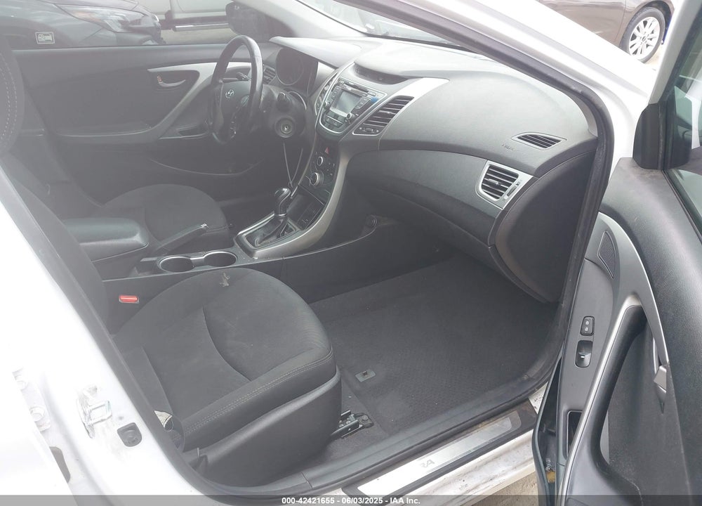 2015 HYUNDAI ELANTRA VIN: 5NPDH4AE5FH554030