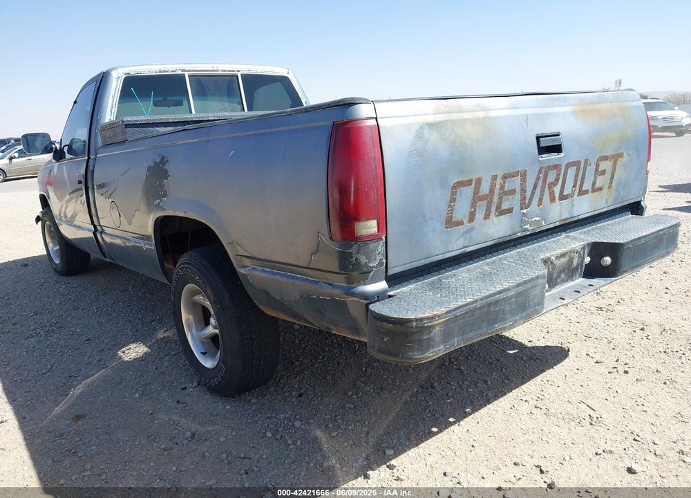 1988 CHEVROLET GMT-400 C1500 VIN: 2GCDC14Z3J1123191