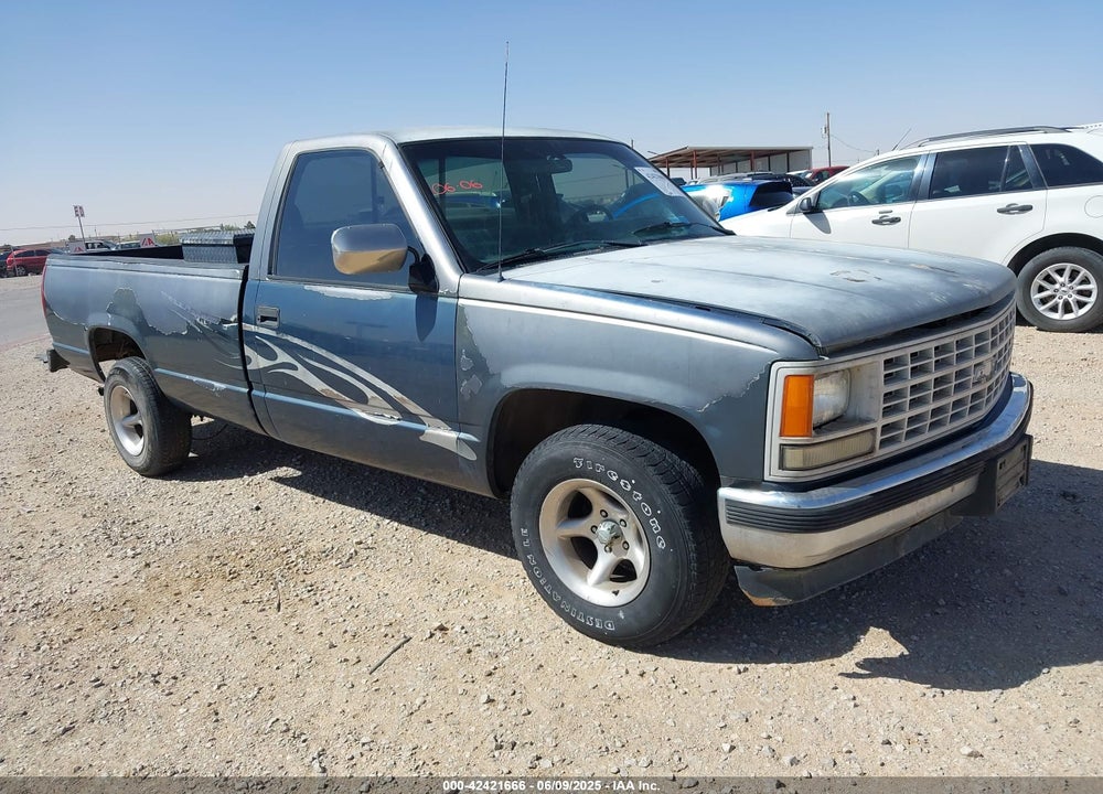 1988 CHEVROLET GMT-400 C1500 VIN: 2GCDC14Z3J1123191