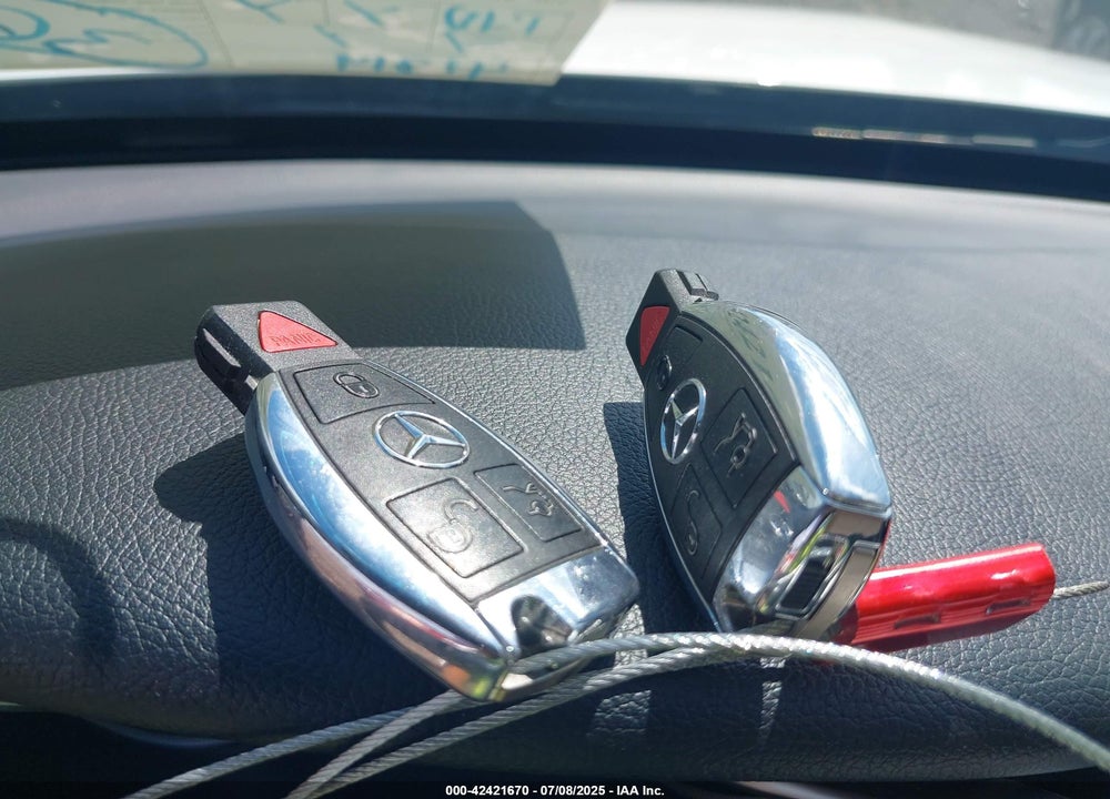 2018 MERCEDES-BENZ C 300 4MATIC VIN: WDDWF4KB8JR351384
