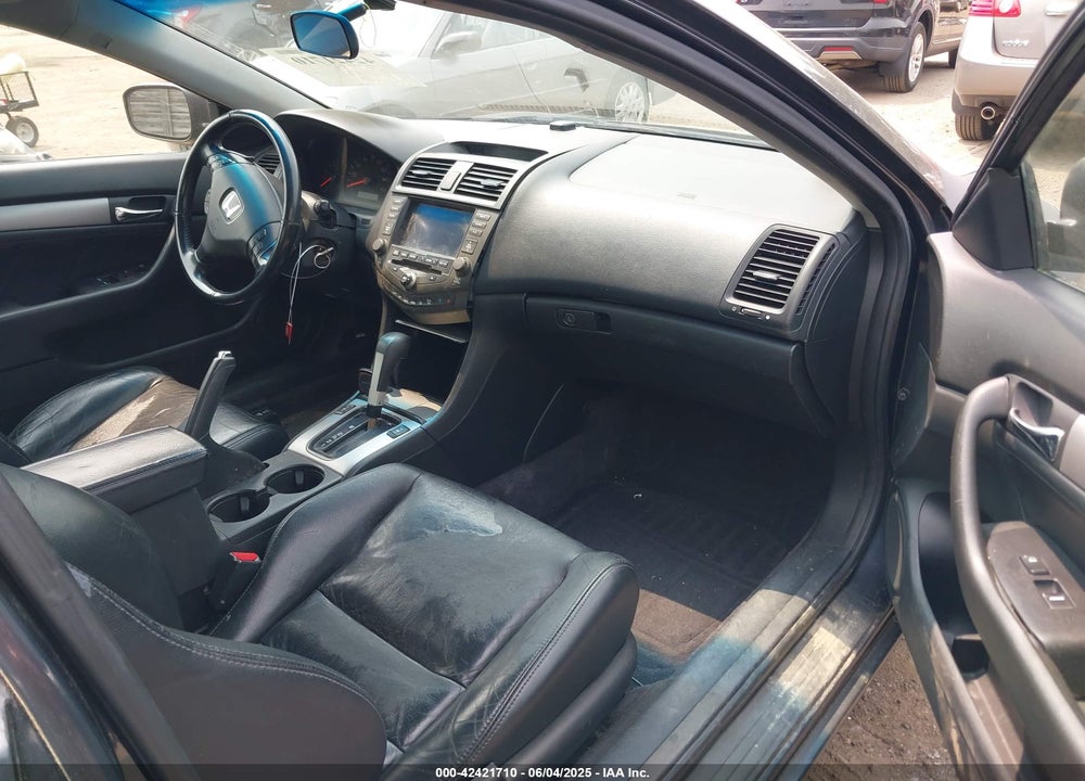 2003 HONDA ACCORD 3.0 EX VIN: 1HGCM82743A023209