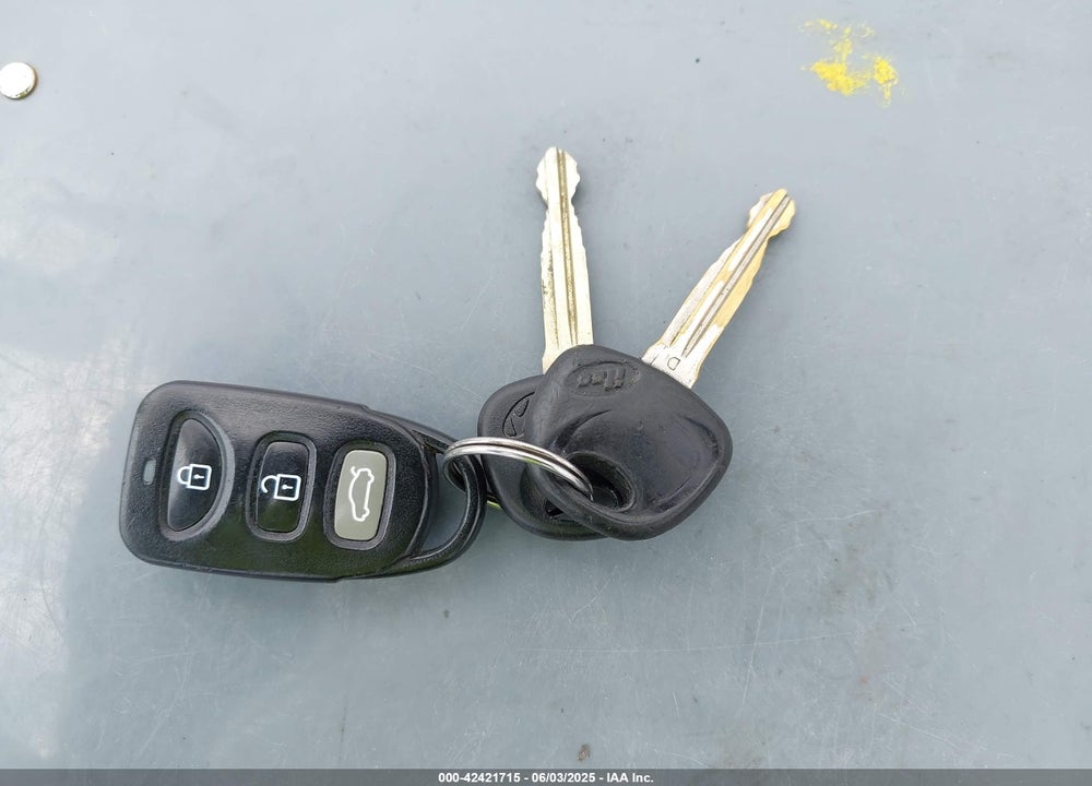 2008 HYUNDAI ELANTRA GLS/SE VIN: KMHDU46D18U430448