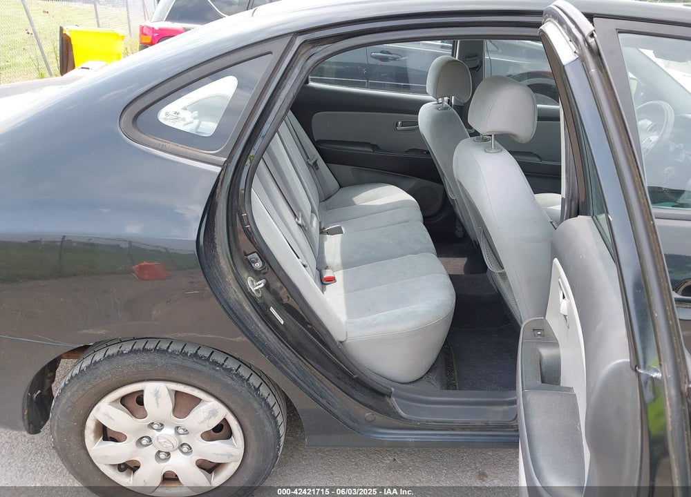 2008 HYUNDAI ELANTRA GLS/SE VIN: KMHDU46D18U430448