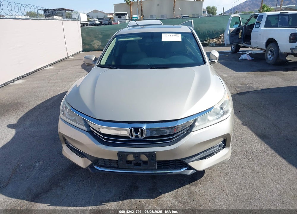 2017 HONDA ACCORD VIN: 1HGCR3F87HA025065