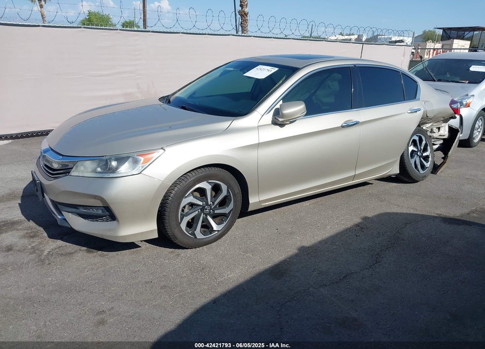 2017 HONDA ACCORD VIN: 1HGCR3F87HA025065