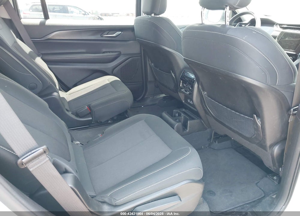 2023 JEEP GRAND CHEROKEE L LAREDO 4X4 VIN: 1C4RJKAG1P8894730