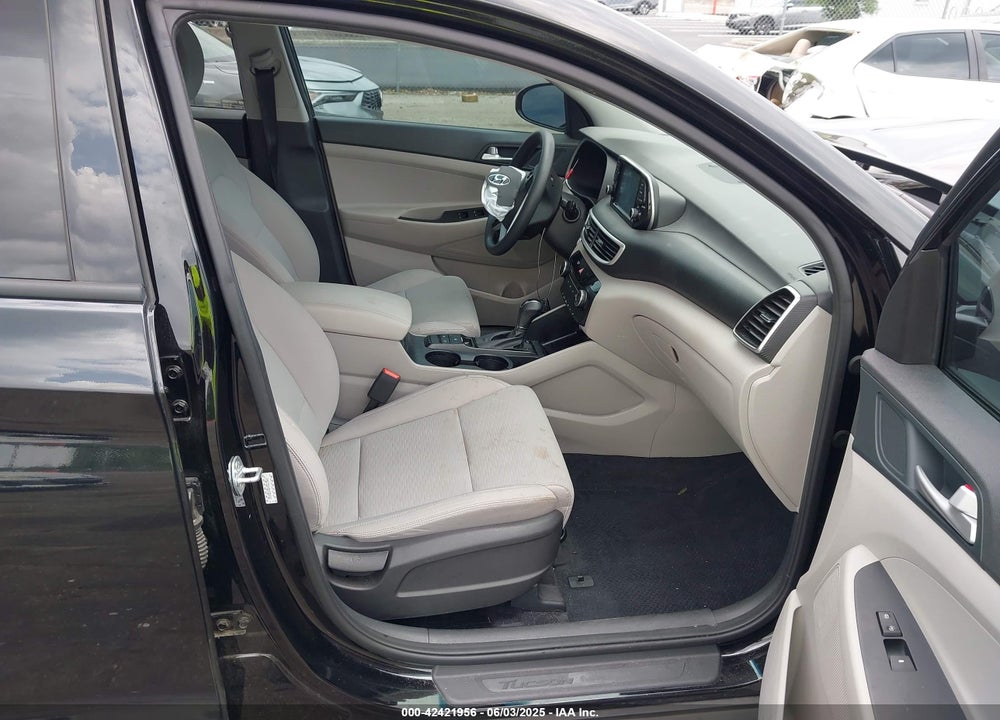 2021 HYUNDAI TUCSON VIN: KM8J33A48MU384943