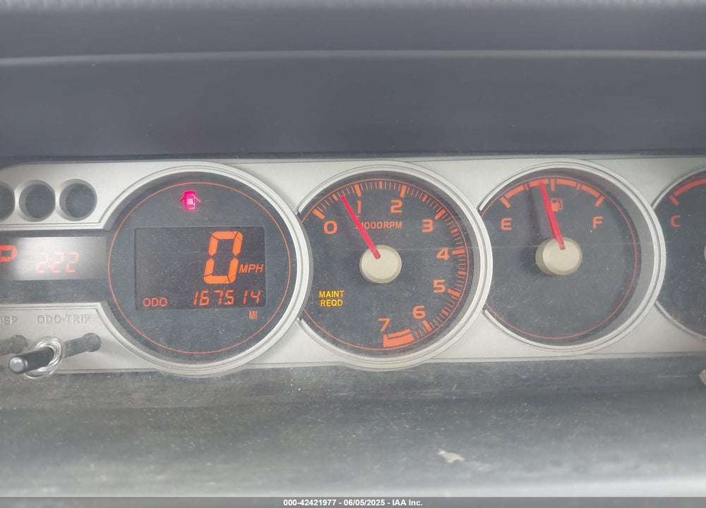 2008 SCION XB VIN: JTLKE50E681008763