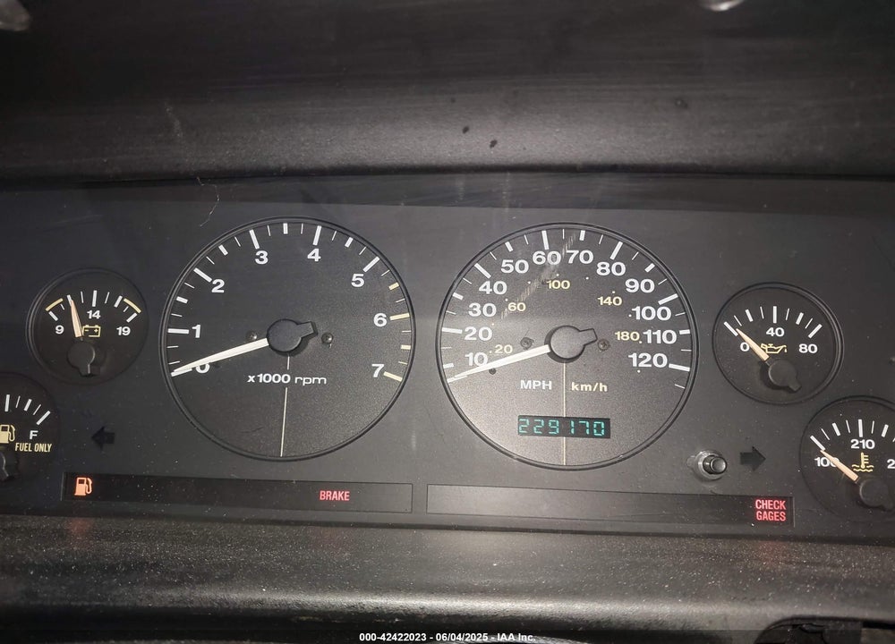 1996 JEEP GRAND CHEROKEE LAREDO VIN: 1J4FX58S7TC157272