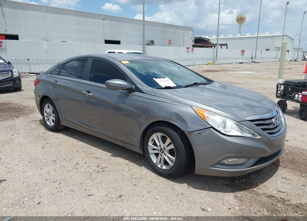 2013 HYUNDAI SONATA GLS VIN: 5NPEB4AC4DH797328