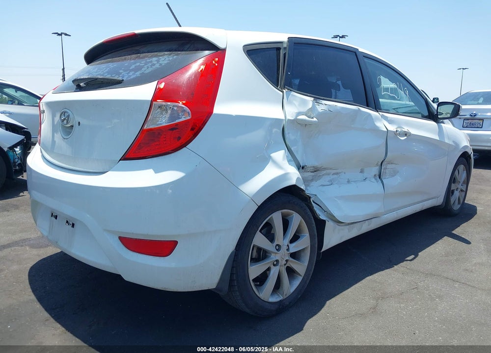 2014 HYUNDAI ACCENT VIN: KMHCU5AE7EU171347
