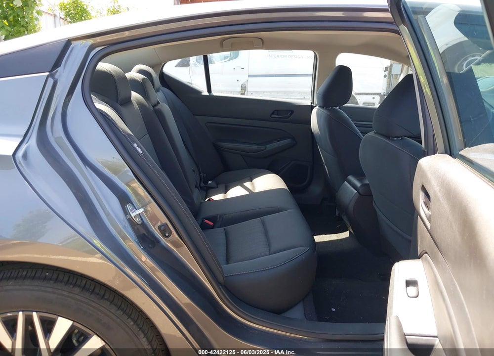 2024 NISSAN ALTIMA SV FWD VIN: 1N4BL4DV4RN385646