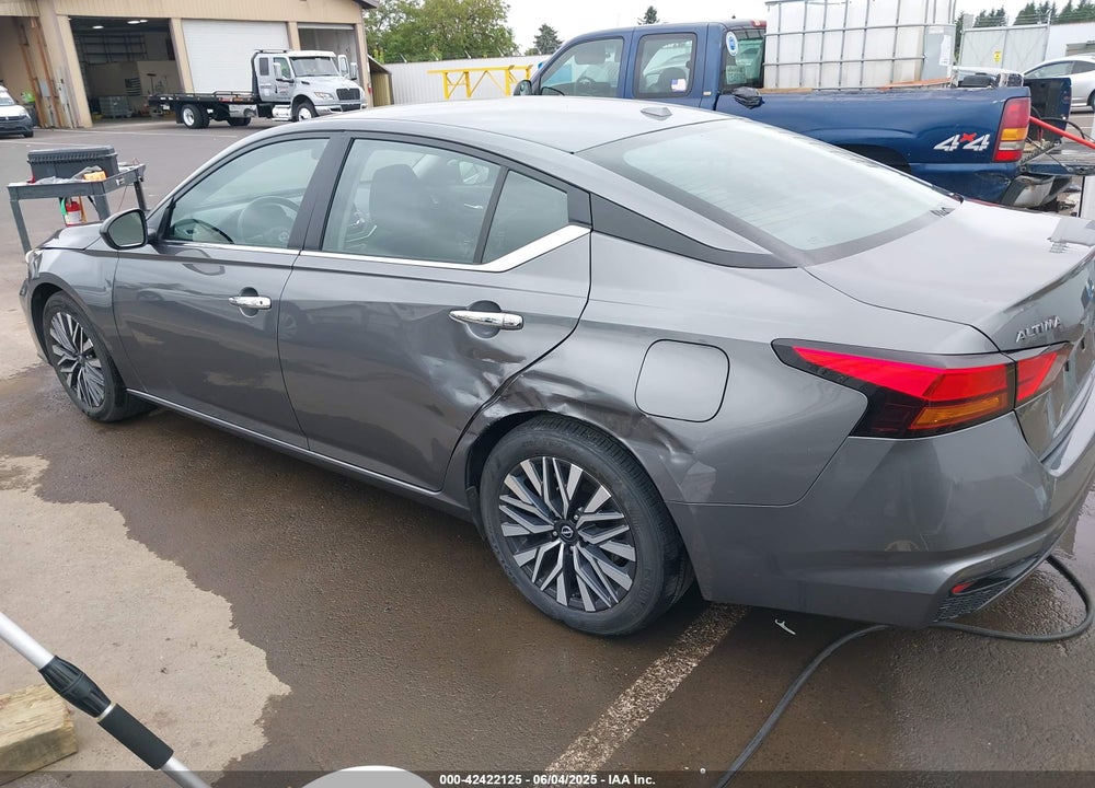2024 NISSAN ALTIMA SV FWD VIN: 1N4BL4DV4RN385646