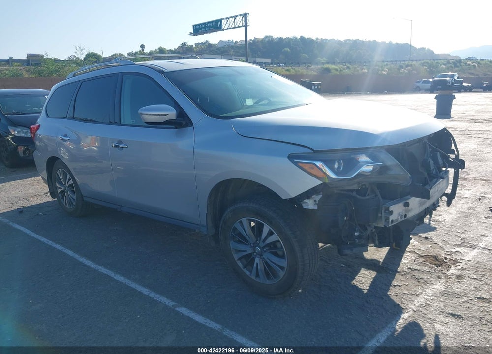 2017 NISSAN PATHFINDER S VIN: 5N1DR2MN5HC629123