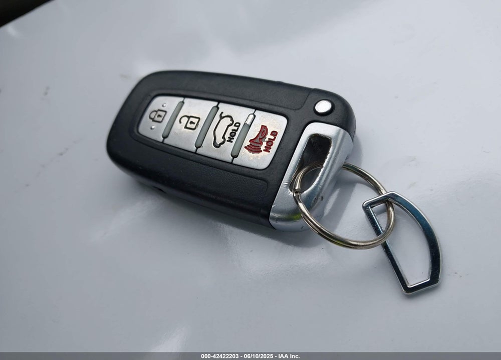 2014 HYUNDAI ELANTRA GT VIN: KMHD35LH9EU200703