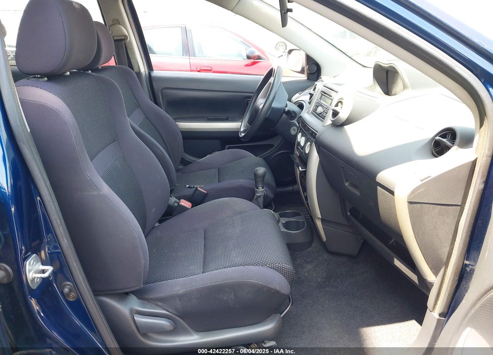 2004 SCION XA VIN: JTKKT624X40053547