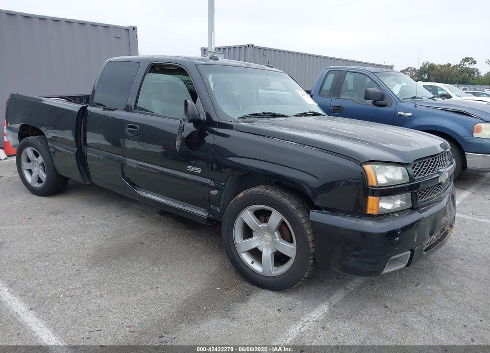 2004 CHEVROLET SILVERADO 1500 SS VIN: 2GCEK19N141142906