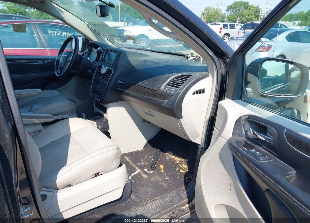 2013 CHRYSLER TOWN & COUNTRY TOURING VIN: 2C4RC1BG3DR503662