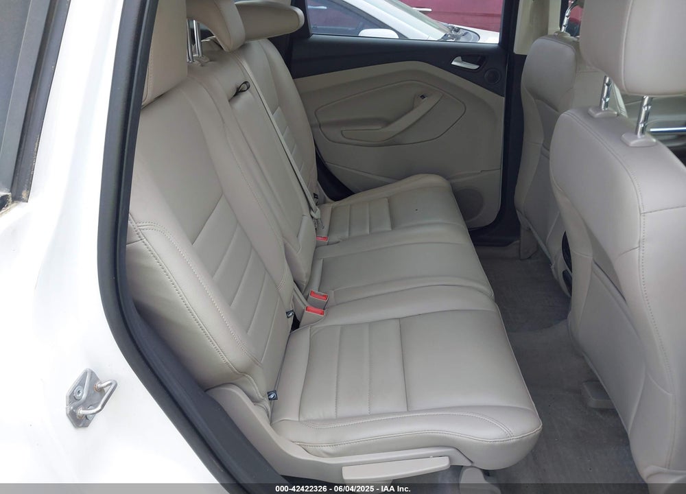 2015 FORD ESCAPE VIN: 1FMCU9J98FUB38384