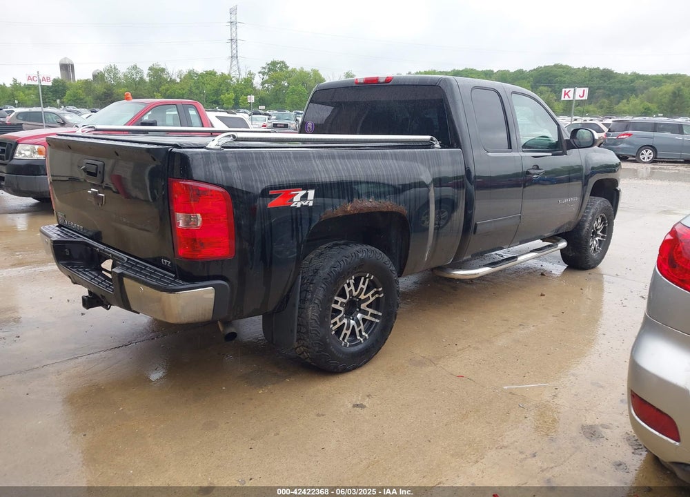 2010 CHEVROLET SILVERADO 1500 VIN: 1GCSKTE37AZ251036