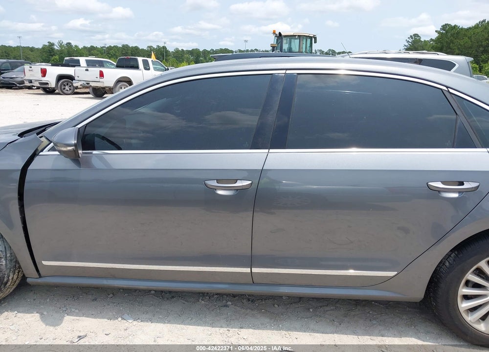 2016 VOLKSWAGEN PASSAT VIN: 1VWBS7A3XGC039432