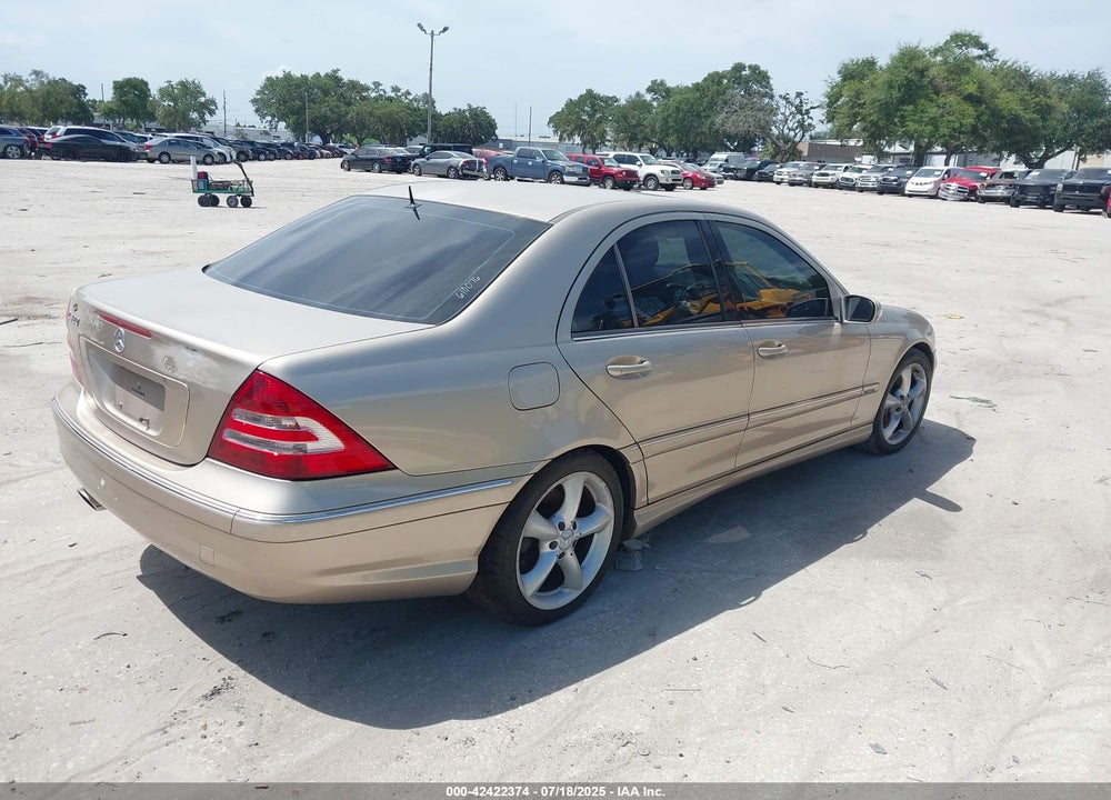 2005 MERCEDES-BENZ C 320 LUXURY/SPORT VIN: WDBRF64J45F610076