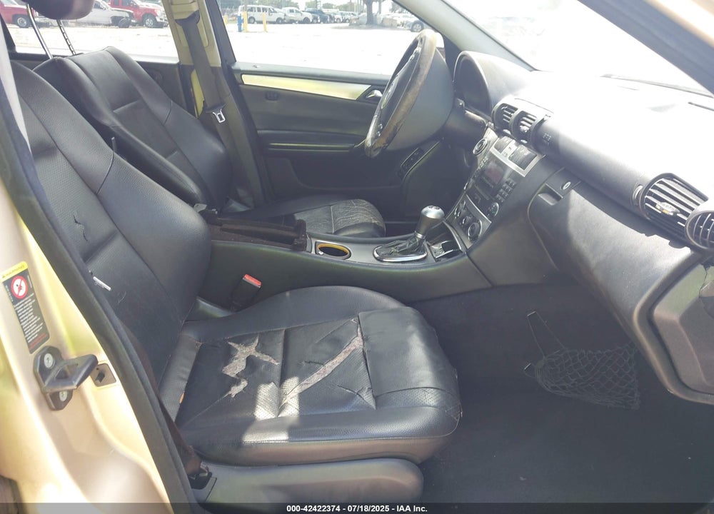 2005 MERCEDES-BENZ C 320 LUXURY/SPORT VIN: WDBRF64J45F610076