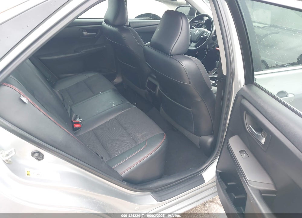 2017 TOYOTA CAMRY SE VIN: 4T1BF1FKXHU754545