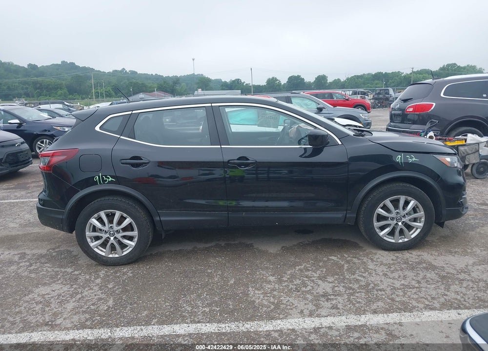 2021 NISSAN ROGUE SPORT VIN: JN1BJ1AW7MW438051