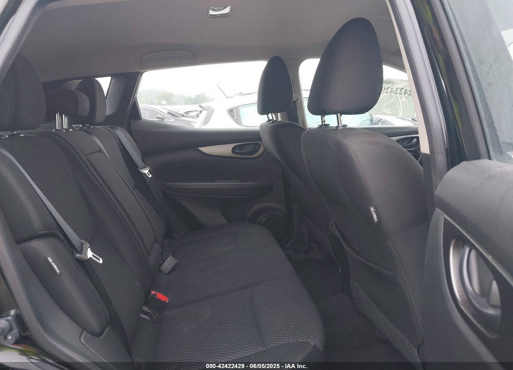 2021 NISSAN ROGUE SPORT VIN: JN1BJ1AW7MW438051