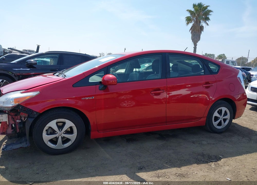 2013 TOYOTA PRIUS FOUR VIN: JTDKN3DU4D1627082