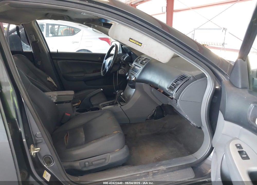 2007 HONDA ACCORD VIN: 1HGCM66557A085284