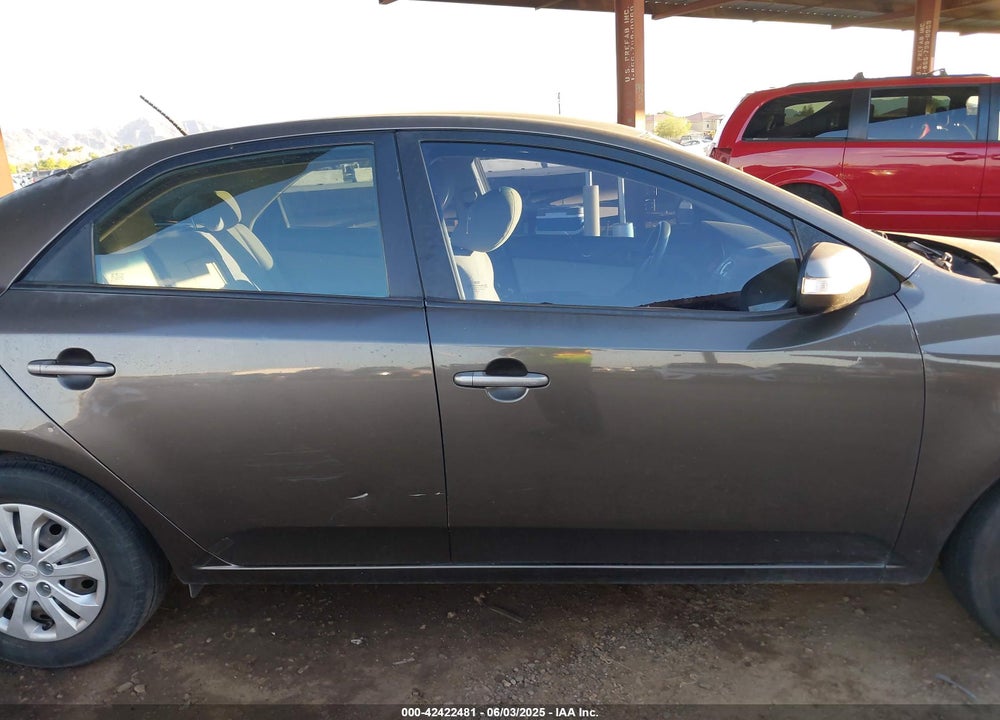 2010 KIA FORTE EX VIN: KNAFU4A24A5041612