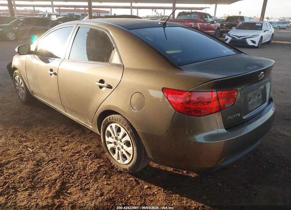 2010 KIA FORTE EX VIN: KNAFU4A24A5041612
