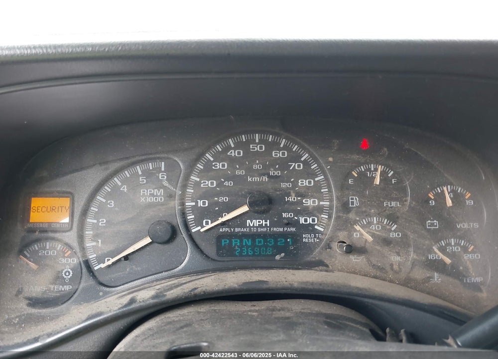 2002 CHEVROLET SILVERADO 2500HD LT VIN: 1GCHC23U92F102045