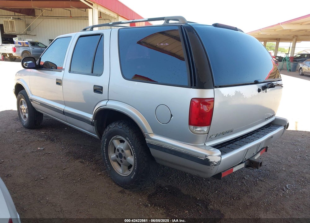 1997 CHEVROLET BLAZER LS VIN: 1GNDT13W0V2186110