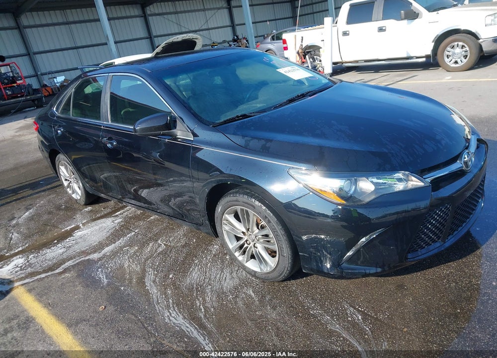 2015 TOYOTA CAMRY SE VIN: 4T1BF1FK9FU080093