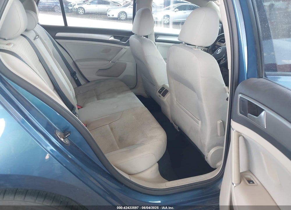 2016 VOLKSWAGEN GOLF VIN: 3VW217AU3GM030341
