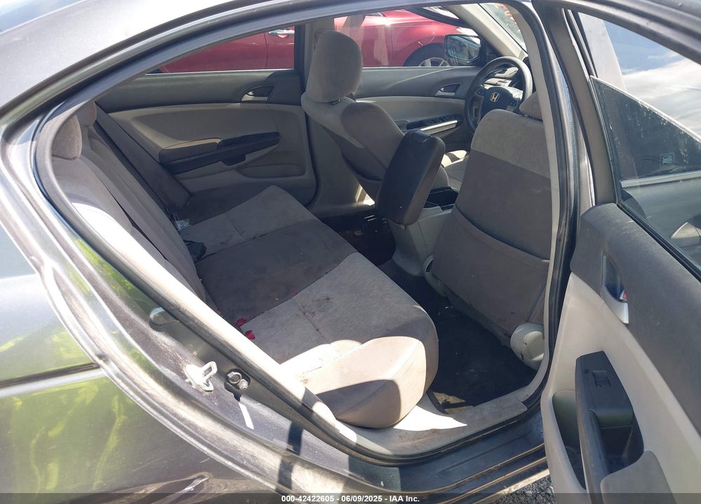 2010 HONDA ACCORD VIN: 1HGCP2F33AA086844