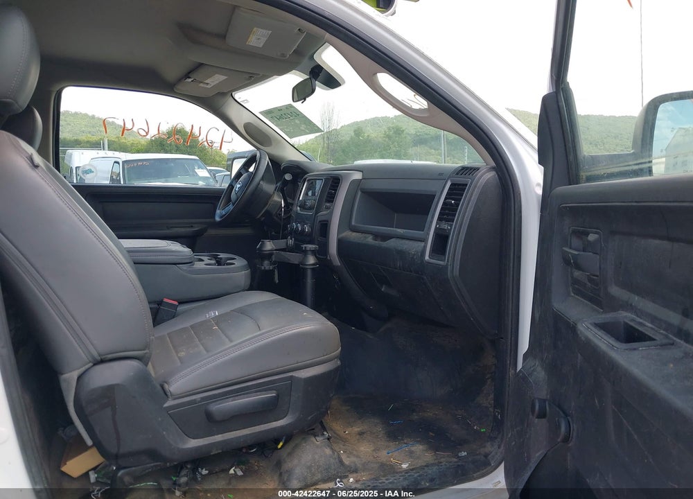 2014 RAM 1500 VIN: 3C6JR7DT1EG278102