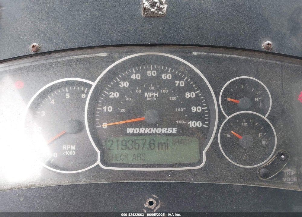 2008 WORKHORSE CUSTOM CHASSIS COMMERCIAL CHASSIS VIN: 5B4KPD28683432025