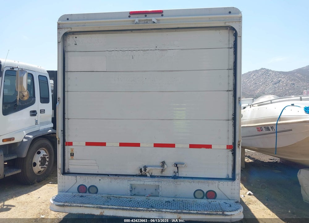 2008 WORKHORSE CUSTOM CHASSIS COMMERCIAL CHASSIS VIN: 5B4KPD28683432025