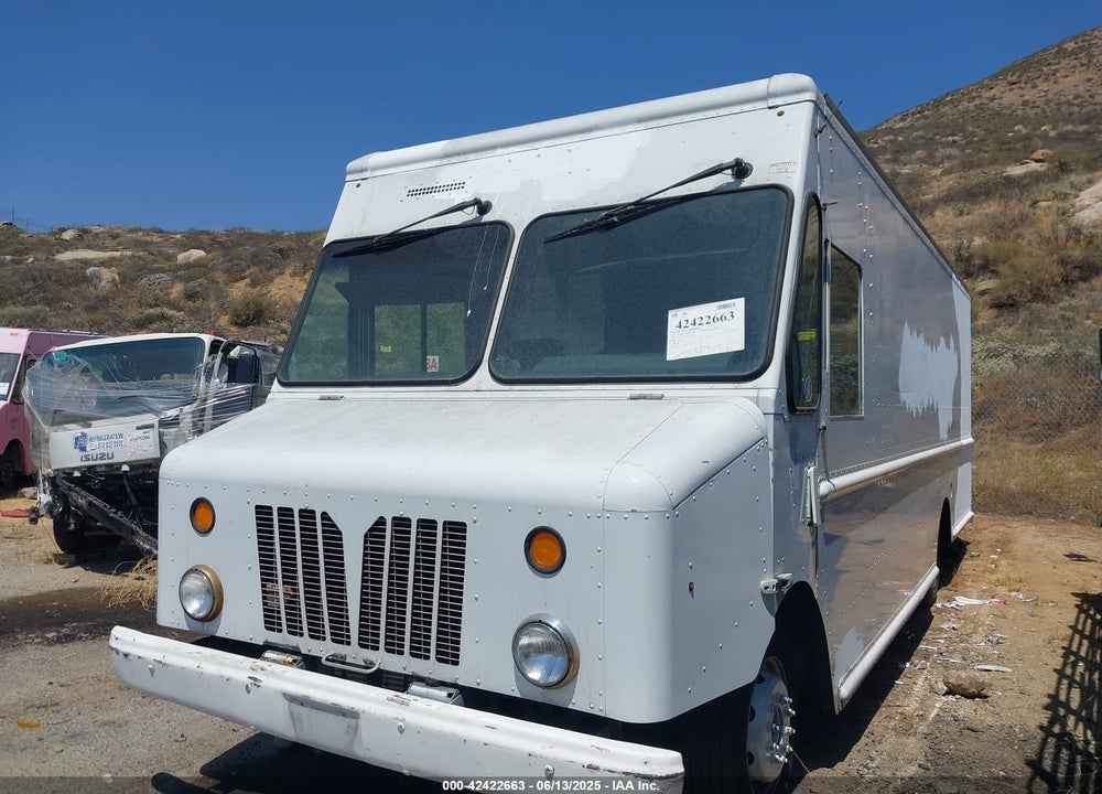 2008 WORKHORSE CUSTOM CHASSIS COMMERCIAL CHASSIS VIN: 5B4KPD28683432025