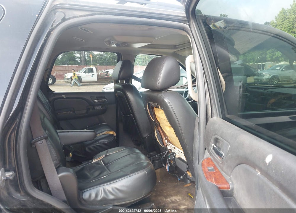 2009 GMC YUKON VIN: 1GKFC33069R254887